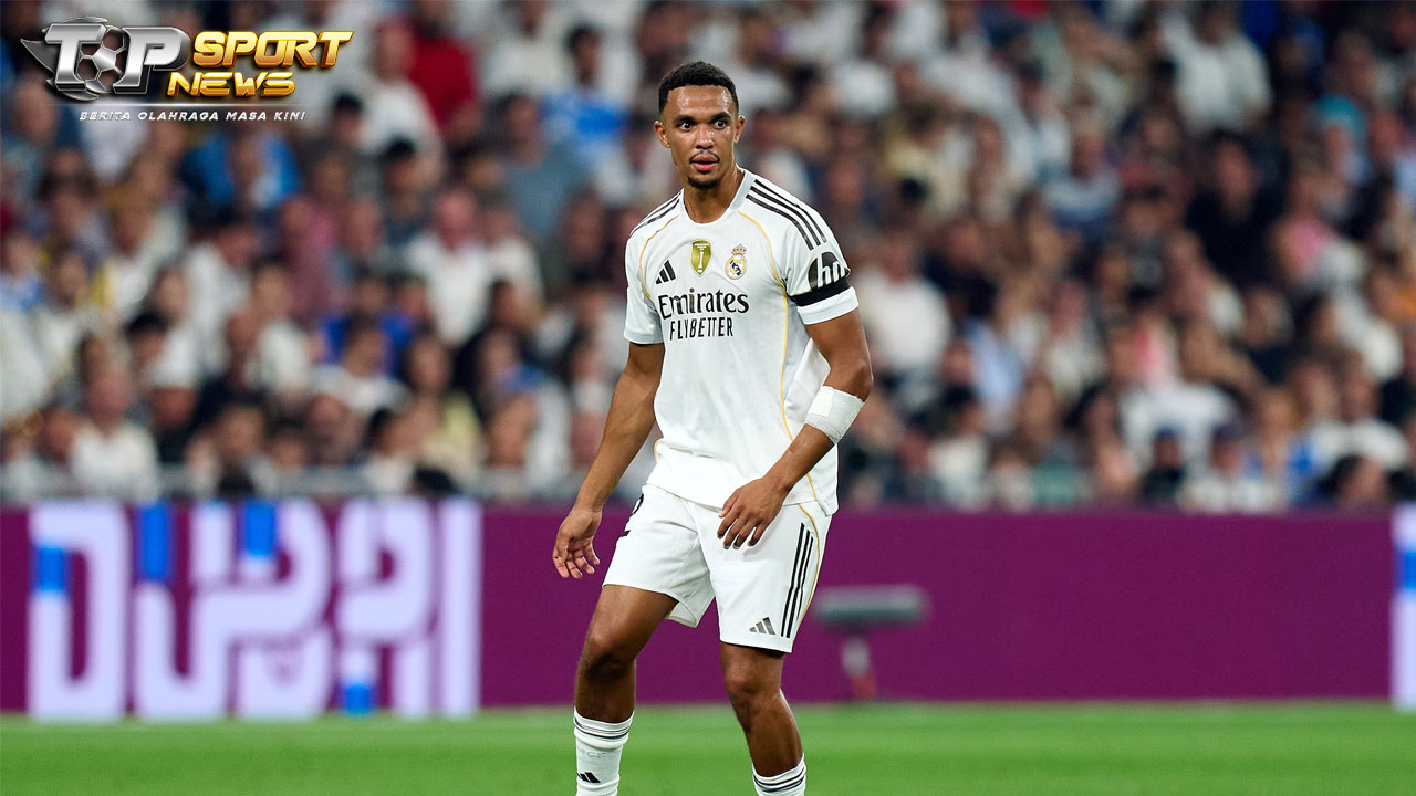 Arne Slot Minta Suporter Liverpool Hormati Trent Alexander-Arnold Saat Kembali ke Anfield